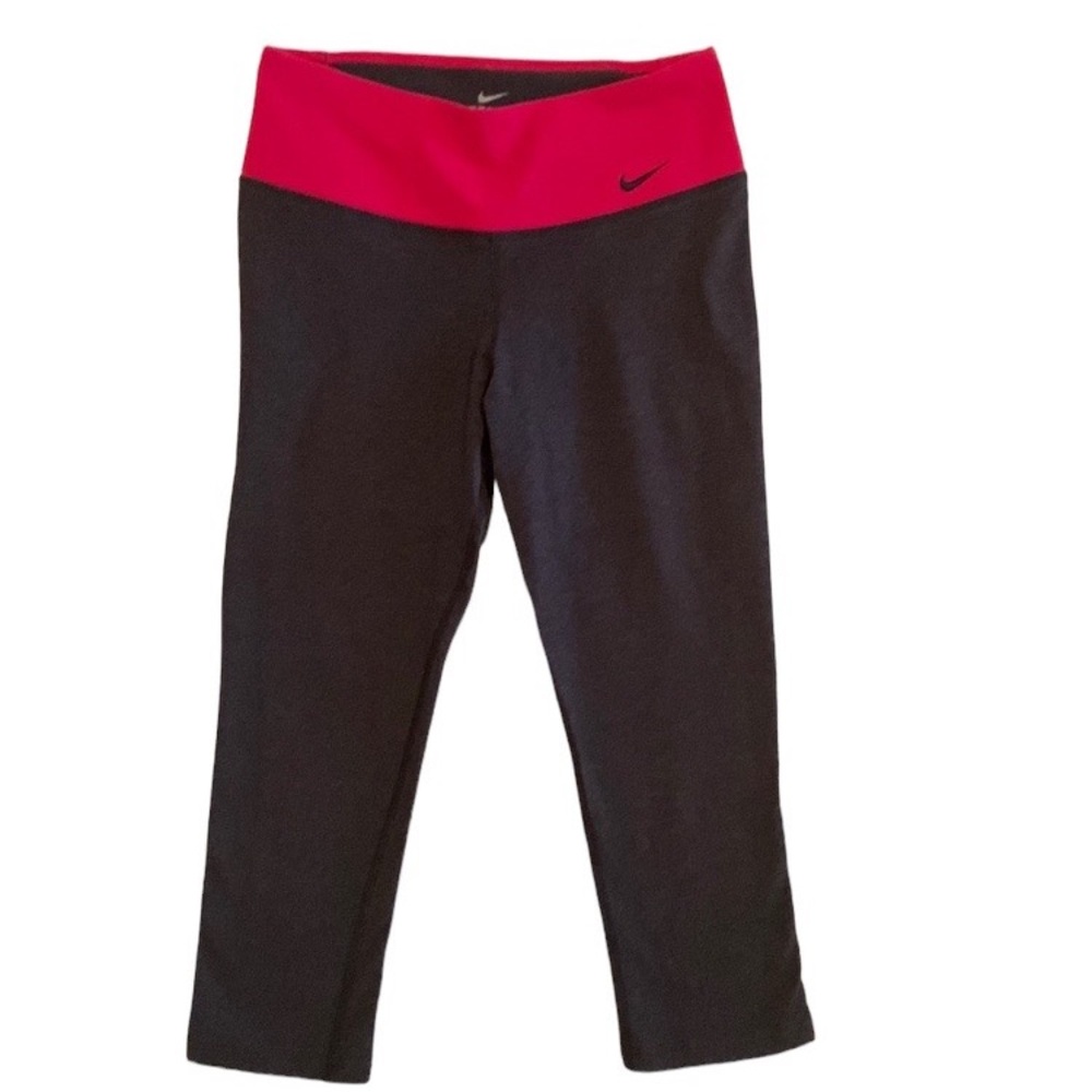 Nike Dri-Fit Crop Legging - Size XS